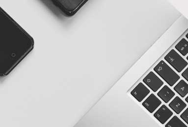 开云体育网址-铁杆粉丝！詹姆斯晒俄亥俄州大橄榄球队定制耳机 期待新赛季